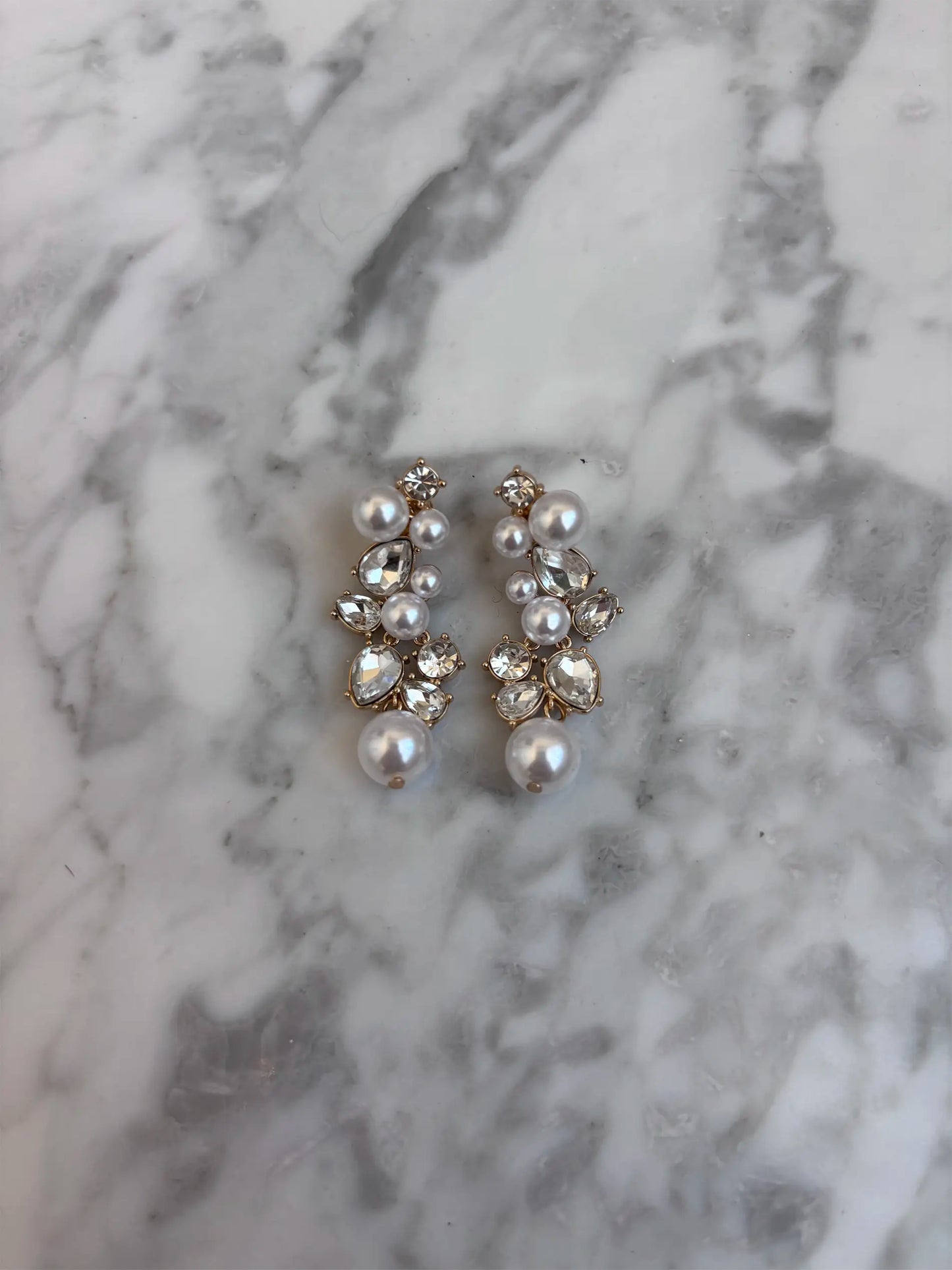 Serena - Gold Pearl Drop Earrings